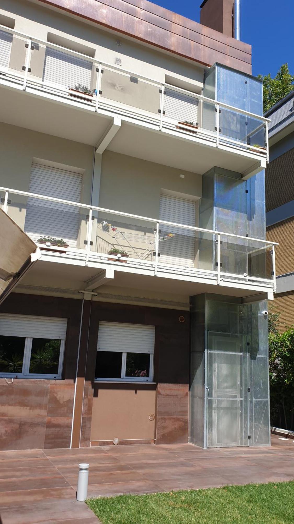 Residence Appartamenti Casa Vacanze Abbazia 佩萨罗 外观 照片